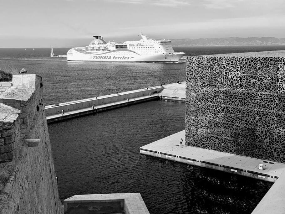 Studio Calanques Pres Du Vieux Port Marseille Exterior photo