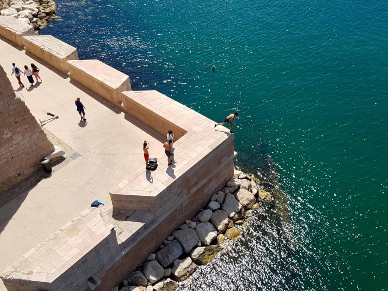 Studio Calanques Pres Du Vieux Port Marseille Exterior photo
